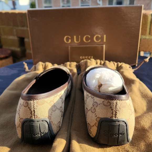 GUCCI - Picture 3 of 12